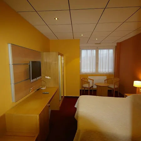 Le Clos Du Hahnenberg Hotel 3*