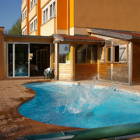 Le Clos Du Hahnenberg Hotel